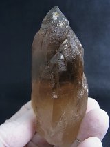 画像: ベトナム・カインホア産スモーキー水晶（カテドラル） 182.0g