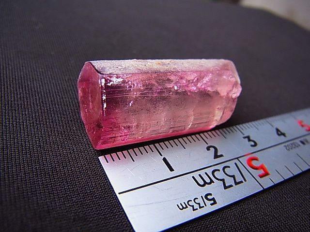ピンク　バイカラー　ウォターメロン　トルマリン 結晶原石 139ct結晶原石139ct