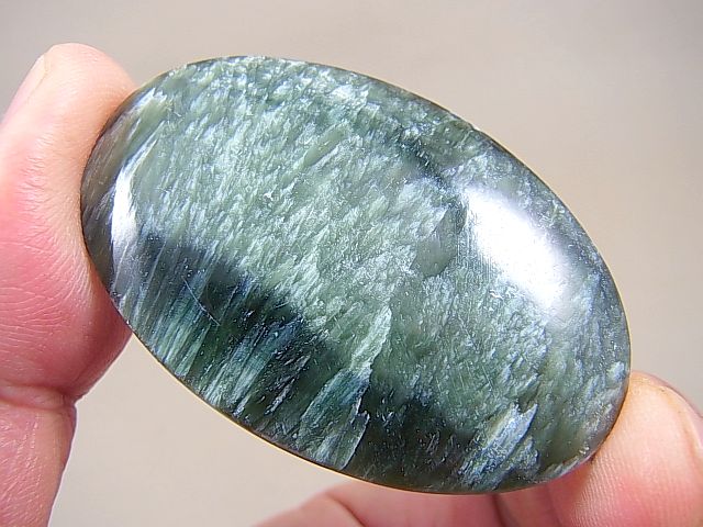 究極品質　セラフィナイト　バイカル湖の秘石　10.5〜11.2ミリ
