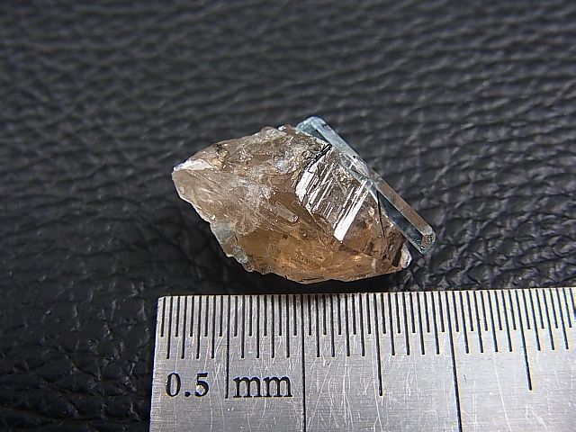 画像: ベトナム・タインホア産アクアマリン付きスモーキー水晶（ブラックトルマリン入り） 1.7g