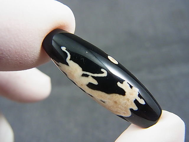 画像: 「右向き龍神」至純（現代）天珠 直径約9.5×30.5mm