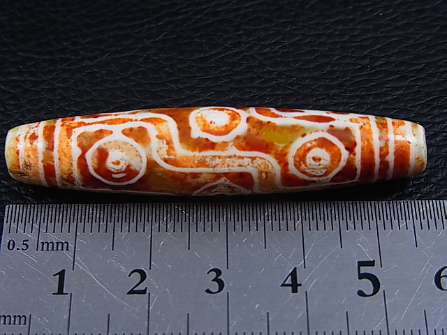 画像: ヴィンテージ：「九眼」（右下がり）西蔵（チベット）天珠 直径約12×56.5mm