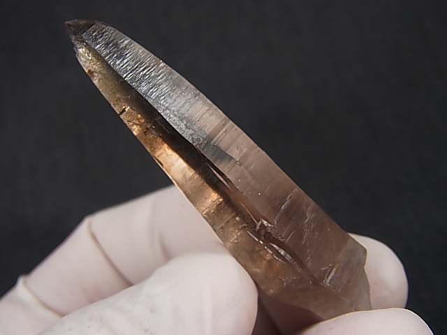 画像: マラウイ・ムランジェ産クリアスモーキー水晶 15.1g