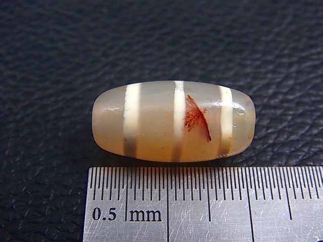 画像: 「線」（赤朱砂入り）現代天珠 直径約10×20mm